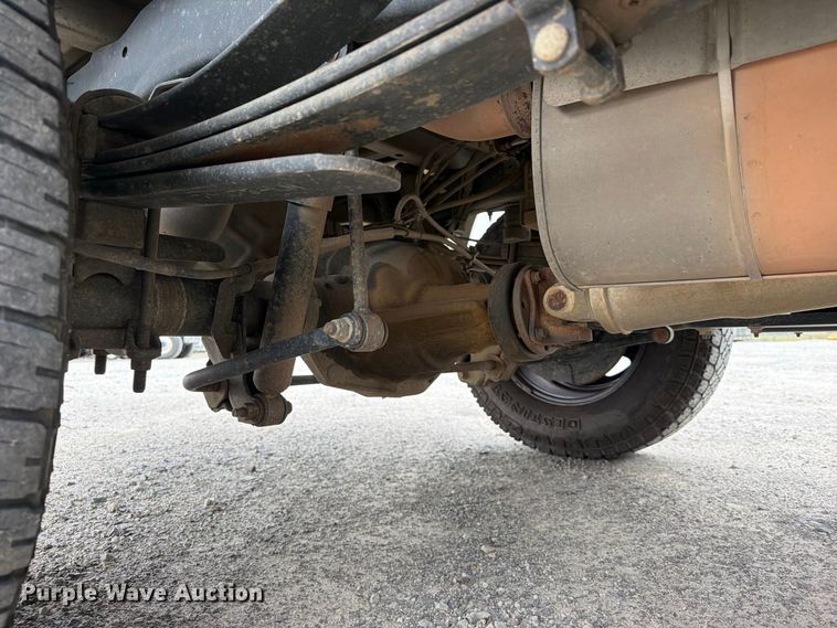 image for item FK5316 2020 Ford F250 Super Duty STX Crew Cab pickup truck