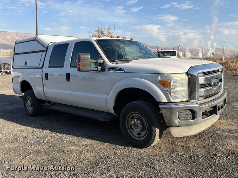 image for item FM4502 2012 Ford F350 Super Duty Crew Cab pickup truck