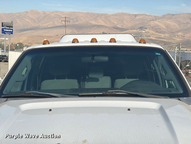 image for item FM4502 2012 Ford F350 Super Duty Crew Cab pickup truck