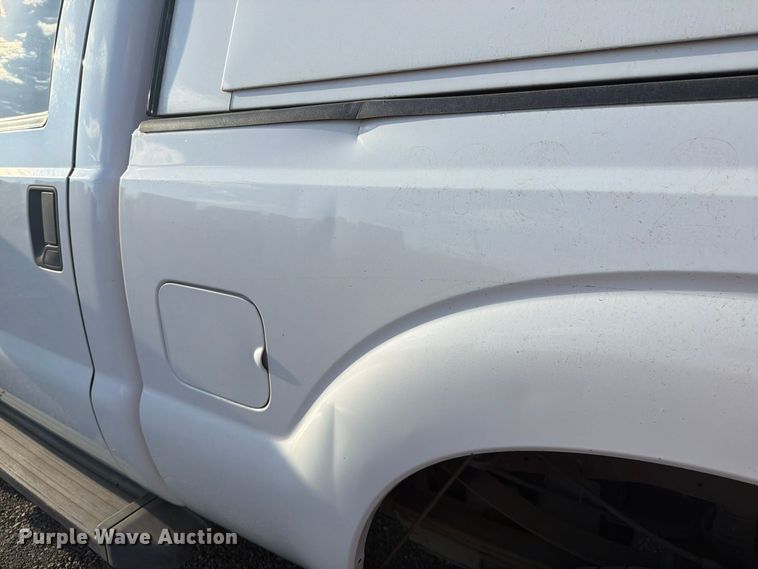 image for item FM4502 2012 Ford F350 Super Duty Crew Cab pickup truck