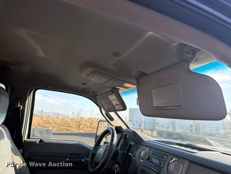 image for item FM4502 2012 Ford F350 Super Duty Crew Cab pickup truck