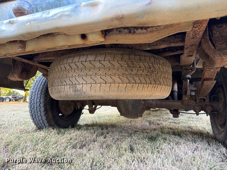 image for item FM6536 1989 Chevrolet C1500 pickup truck