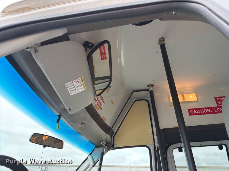 image for item FM6543 2010 Ford E350 handicap accessible van