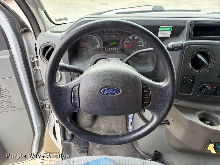 image for item FM6543 2010 Ford E350 handicap accessible van