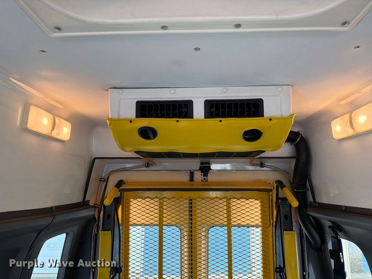 image for item FM6543 2010 Ford E350 handicap accessible van