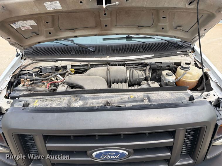 image for item FM6543 2010 Ford E350 handicap accessible van