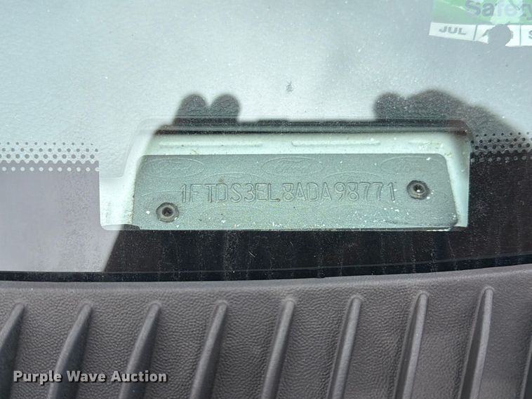 image for item FM6543 2010 Ford E350 handicap accessible van