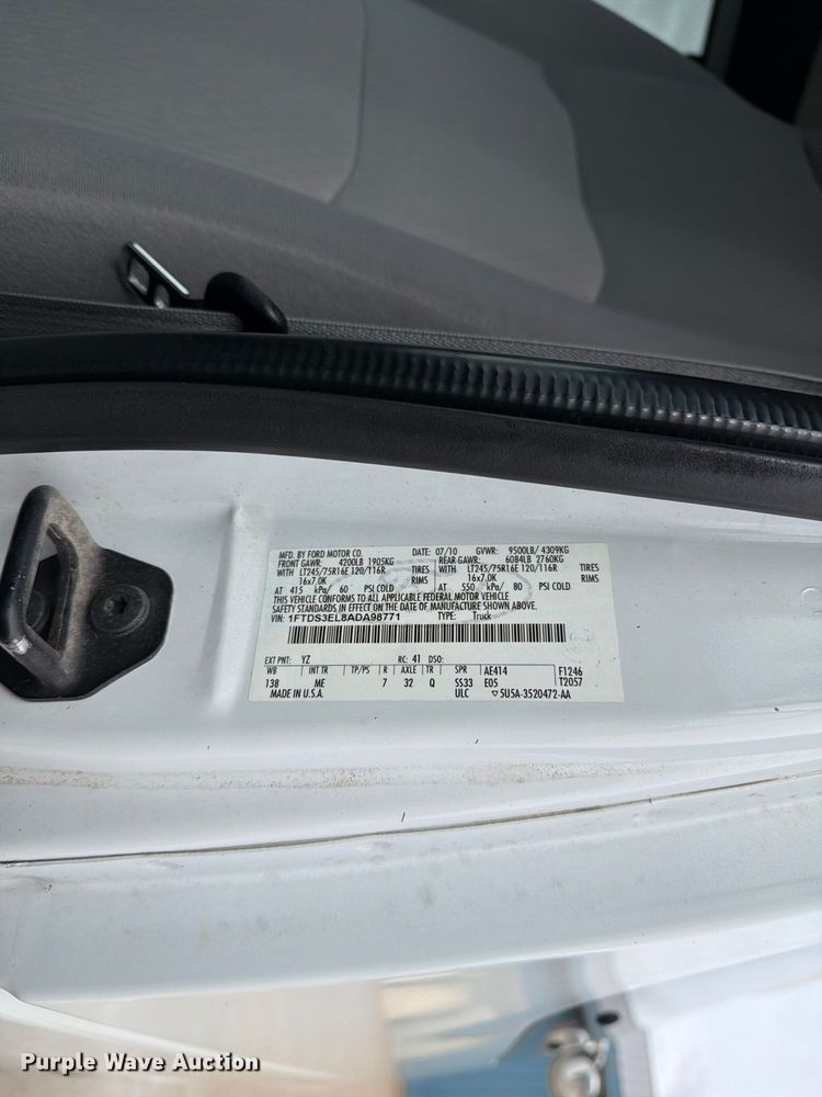 image for item FM6543 2010 Ford E350 handicap accessible van