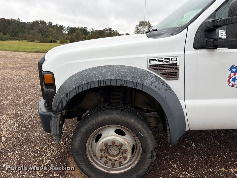 image for item FM6546 2008 Ford F550 Super Duty XL flatbed truck