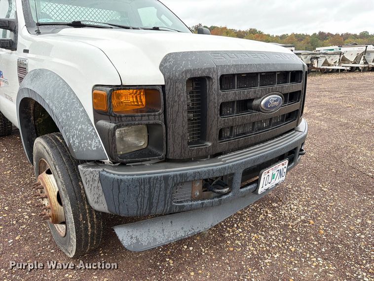 image for item FM6546 2008 Ford F550 Super Duty XL flatbed truck