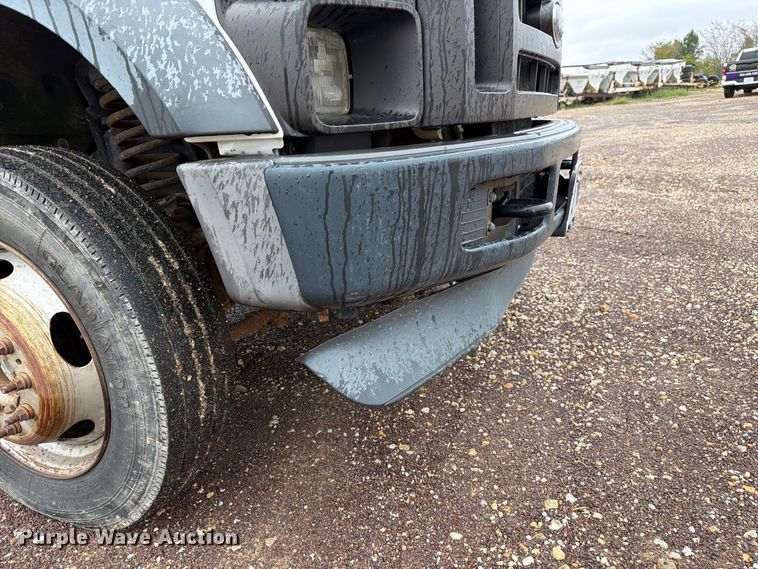 image for item FM6546 2008 Ford F550 Super Duty XL flatbed truck