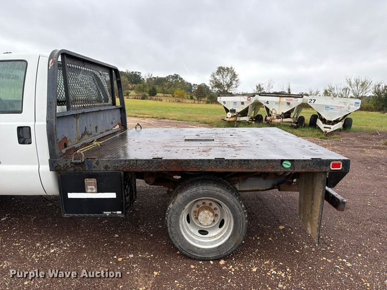 image for item FM6546 2008 Ford F550 Super Duty XL flatbed truck