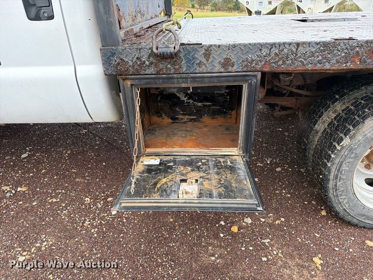 image for item FM6546 2008 Ford F550 Super Duty XL flatbed truck
