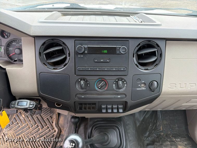 image for item FM6546 2008 Ford F550 Super Duty XL flatbed truck
