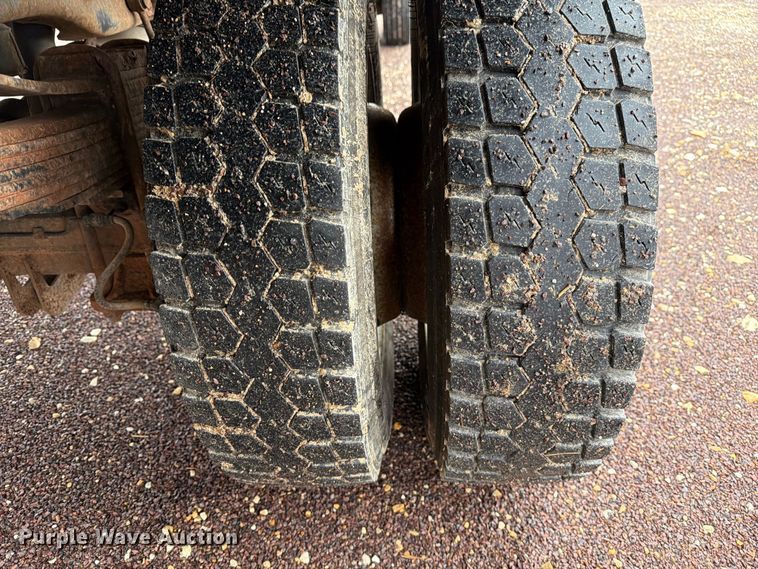 image for item FM6546 2008 Ford F550 Super Duty XL flatbed truck