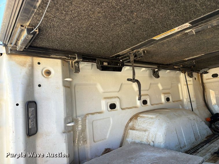 image for item FM6570 2022 Chevrolet Silverado 1500 Crew Cab pickup truck