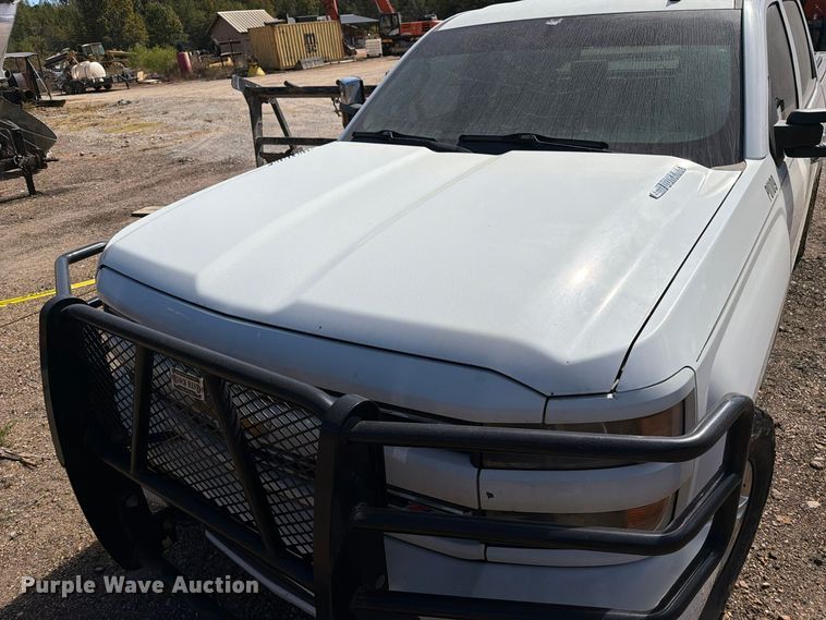 image for item FM6573 2016 Chevrolet Silverado 2500HD Crew Cab pickup truck
