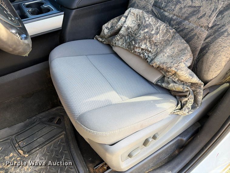image for item FM6573 2016 Chevrolet Silverado 2500HD Crew Cab pickup truck
