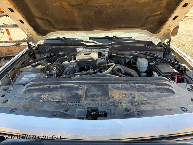 image for item FM6573 2016 Chevrolet Silverado 2500HD Crew Cab pickup truck