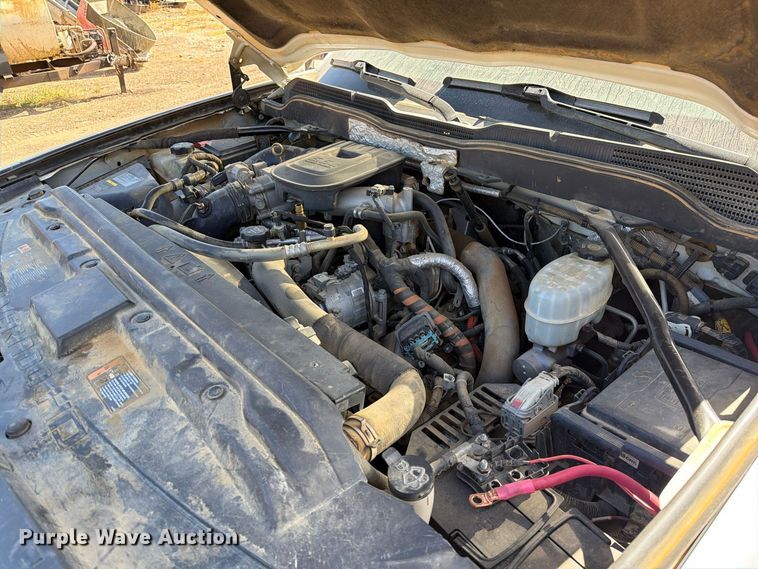 image for item FM6573 2016 Chevrolet Silverado 2500HD Crew Cab pickup truck