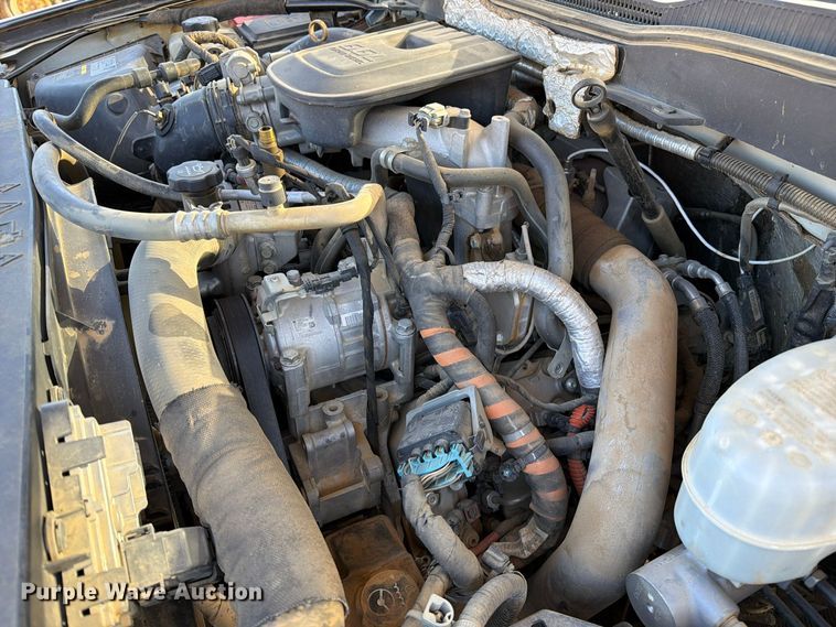 image for item FM6573 2016 Chevrolet Silverado 2500HD Crew Cab pickup truck