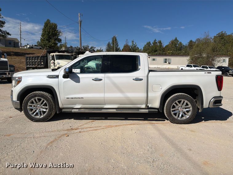 image for item FM6574 2021 GMC Sierra 1500 Crew Cab pickup truck