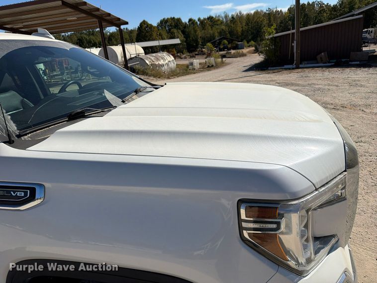image for item FM6574 2021 GMC Sierra 1500 Crew Cab pickup truck