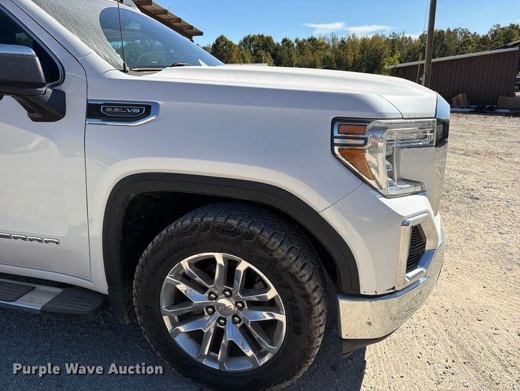 image for item FM6574 2021 GMC Sierra 1500 Crew Cab pickup truck