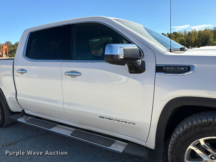 image for item FM6574 2021 GMC Sierra 1500 Crew Cab pickup truck