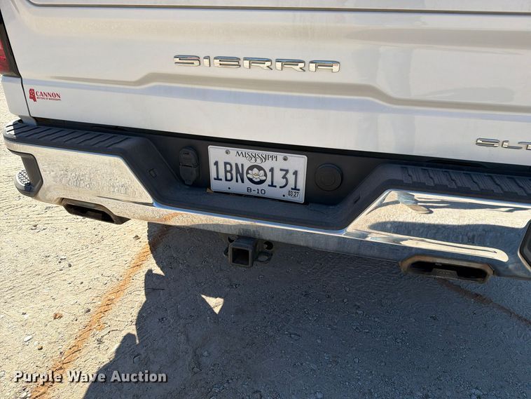 image for item FM6574 2021 GMC Sierra 1500 Crew Cab pickup truck