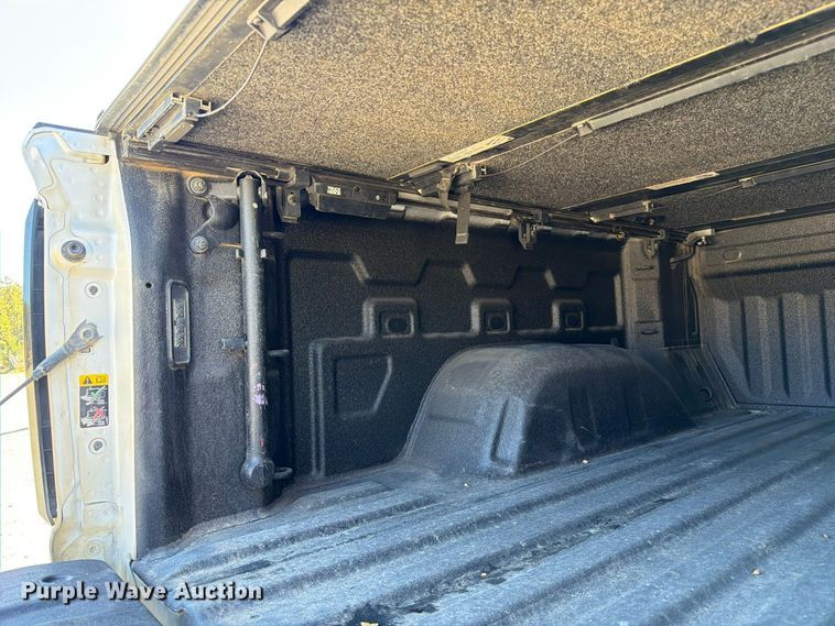 image for item FM6574 2021 GMC Sierra 1500 Crew Cab pickup truck