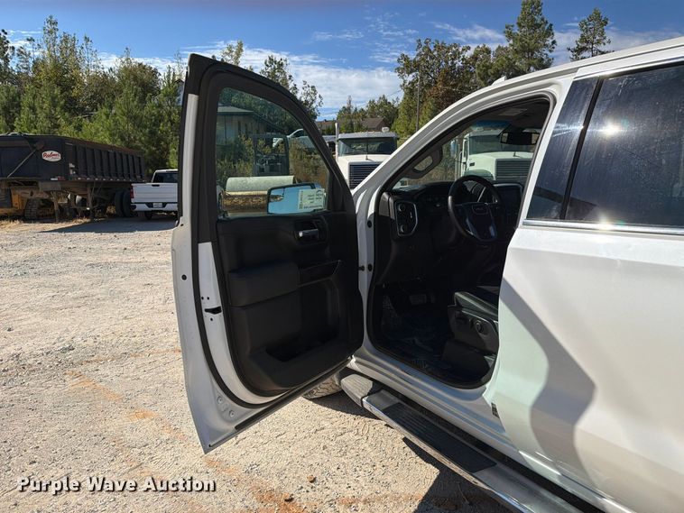 image for item FM6574 2021 GMC Sierra 1500 Crew Cab pickup truck