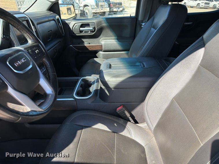 image for item FM6574 2021 GMC Sierra 1500 Crew Cab pickup truck