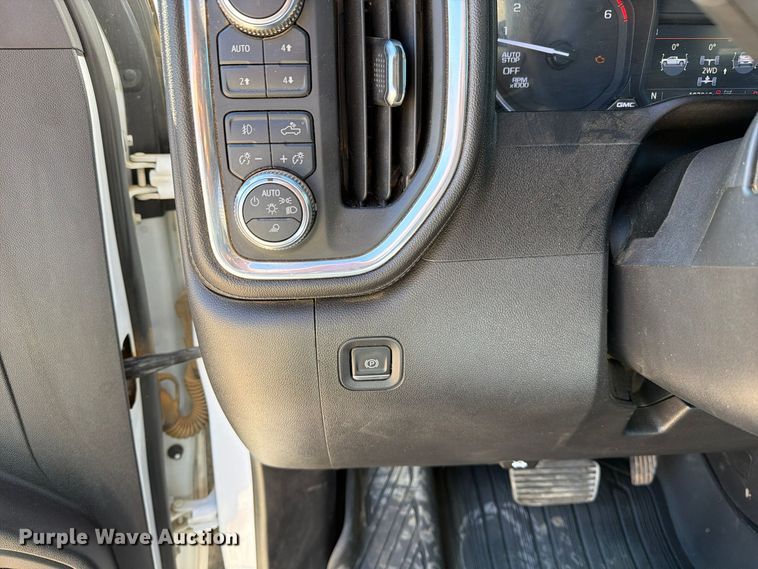 image for item FM6574 2021 GMC Sierra 1500 Crew Cab pickup truck