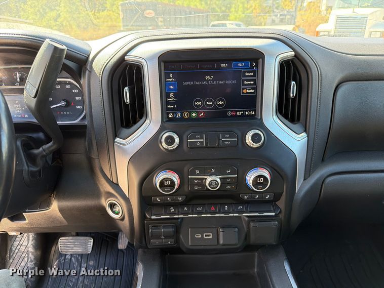 image for item FM6574 2021 GMC Sierra 1500 Crew Cab pickup truck