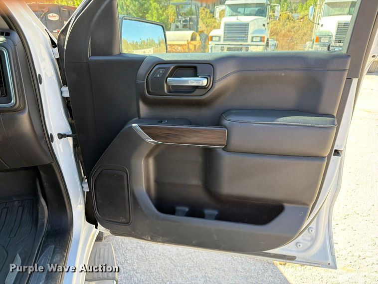 image for item FM6574 2021 GMC Sierra 1500 Crew Cab pickup truck