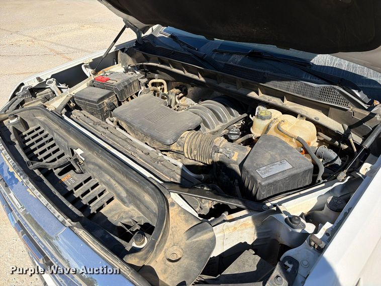image for item FM6574 2021 GMC Sierra 1500 Crew Cab pickup truck