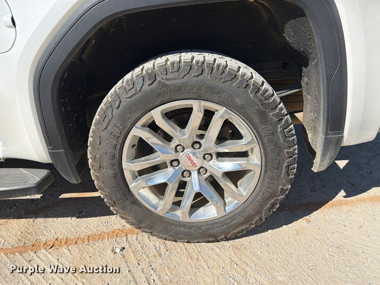 image for item FM6574 2021 GMC Sierra 1500 Crew Cab pickup truck