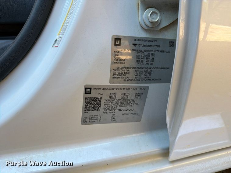 image for item FM6574 2021 GMC Sierra 1500 Crew Cab pickup truck