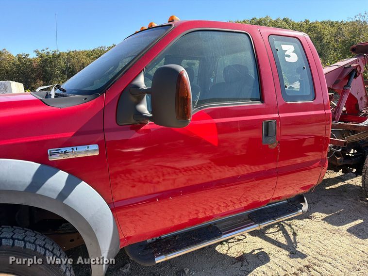 image for item FM6582 2006 Ford F450 Ext. Cab tow truck