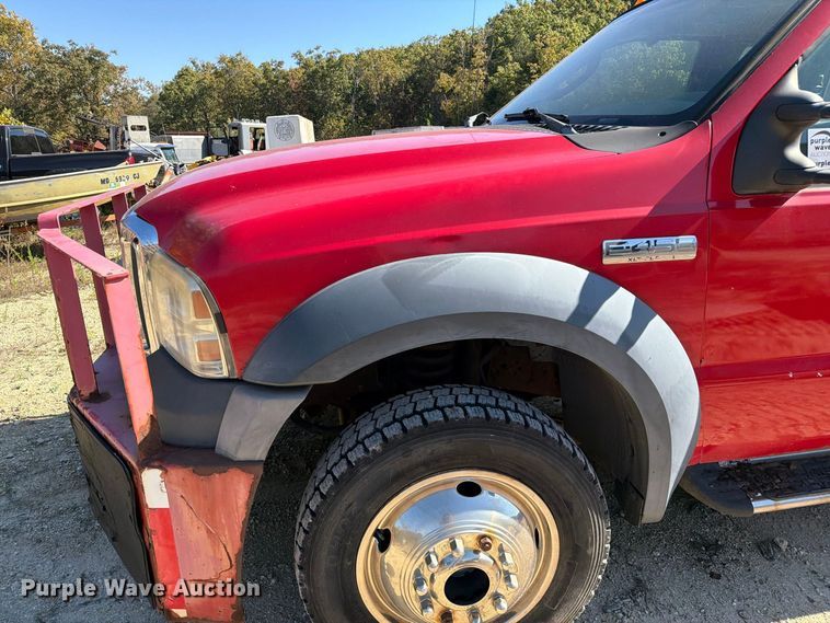 image for item FM6582 2006 Ford F450 Ext. Cab tow truck