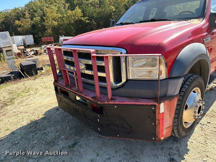 image for item FM6582 2006 Ford F450 Ext. Cab tow truck