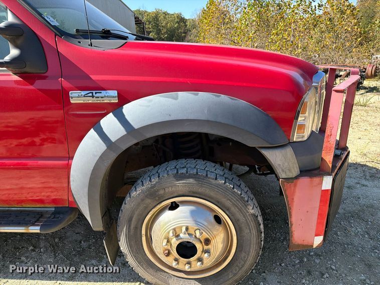 image for item FM6582 2006 Ford F450 Ext. Cab tow truck