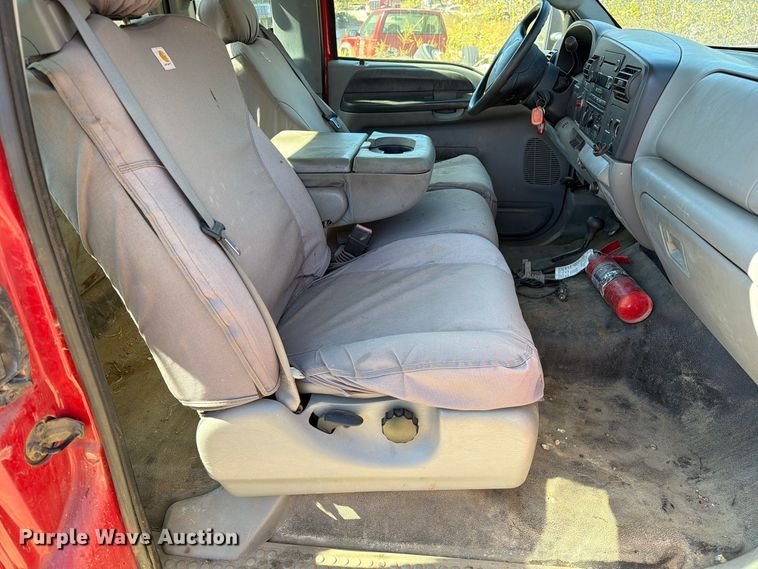 image for item FM6582 2006 Ford F450 Ext. Cab tow truck