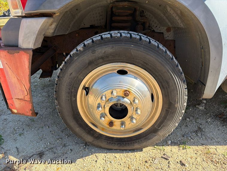 image for item FM6582 2006 Ford F450 Ext. Cab tow truck