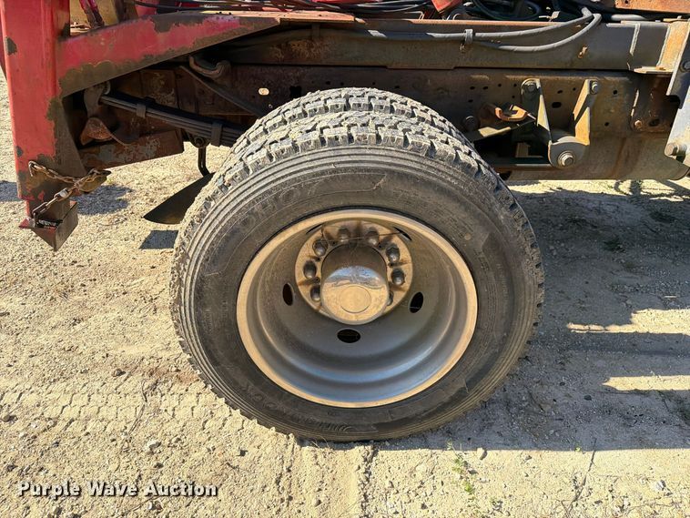 image for item FM6582 2006 Ford F450 Ext. Cab tow truck