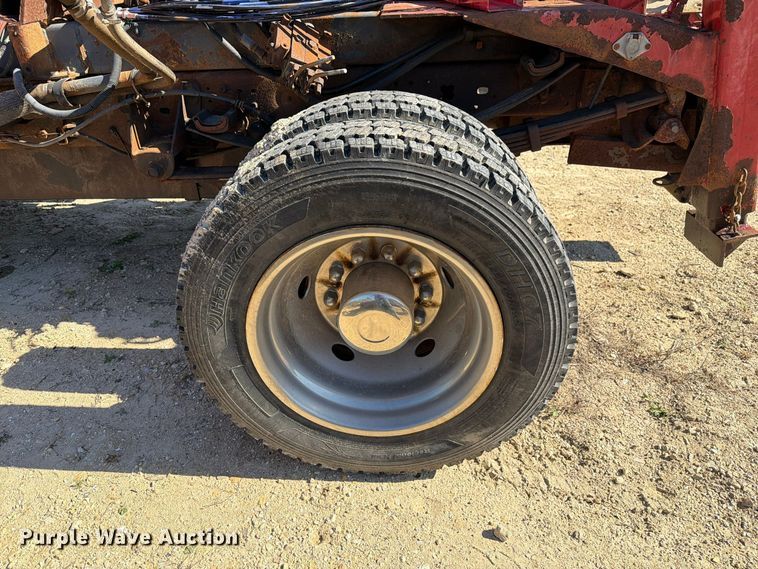 image for item FM6582 2006 Ford F450 Ext. Cab tow truck