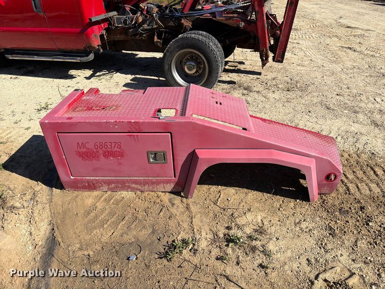 image for item FM6582 2006 Ford F450 Ext. Cab tow truck
