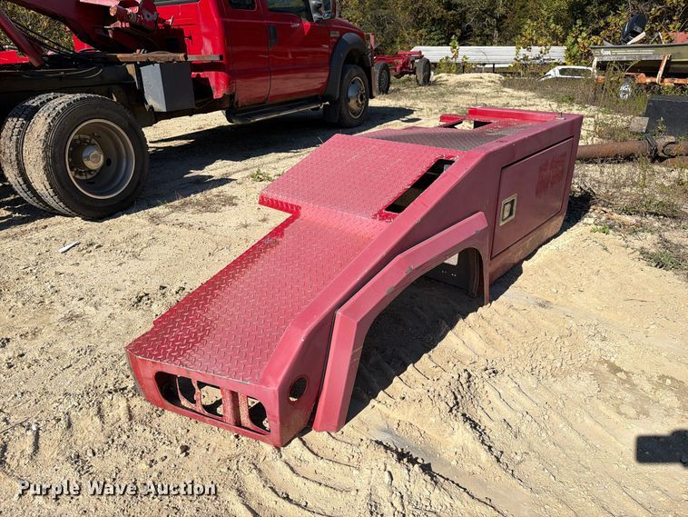 image for item FM6582 2006 Ford F450 Ext. Cab tow truck