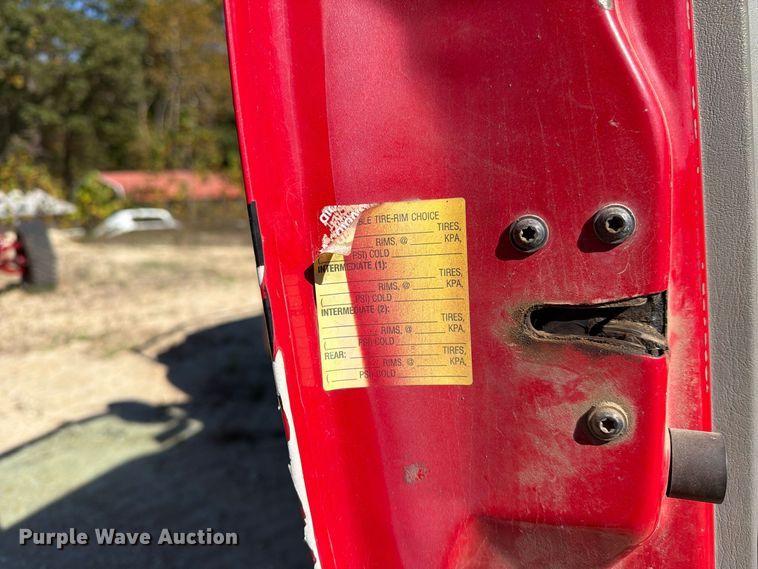 image for item FM6582 2006 Ford F450 Ext. Cab tow truck